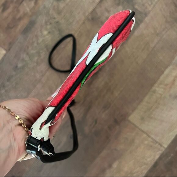 BRIGHTON RED BIRD CROSSBODY Love Dove Peace Bird Berry Msger Purse Tassle - Picture 9 of 12